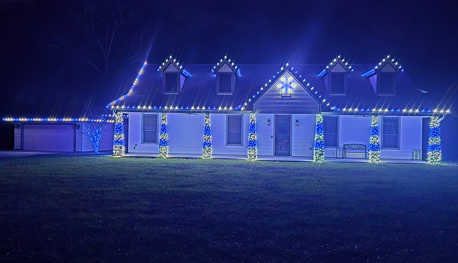 Professional Christmas Light Installations, Kingwood TX.