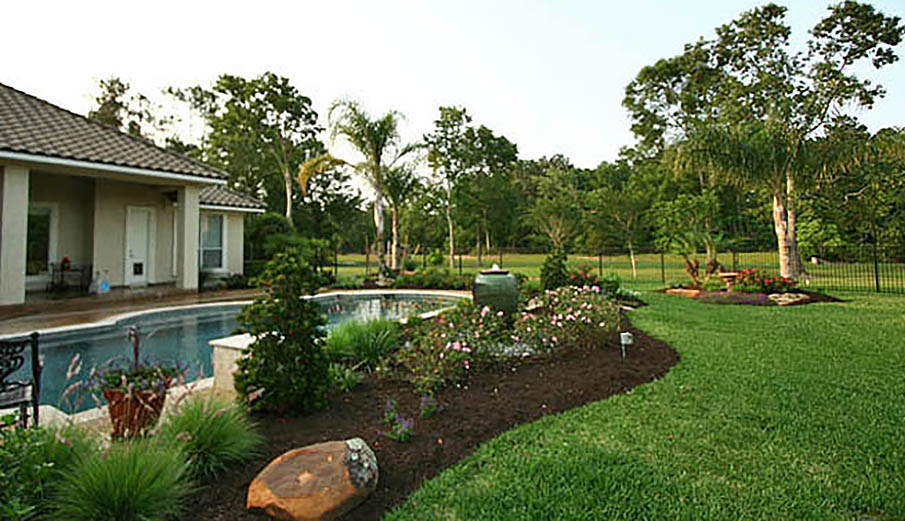 Landscape Design, Installation, Yardbirds Landscaping Kingwood TX.