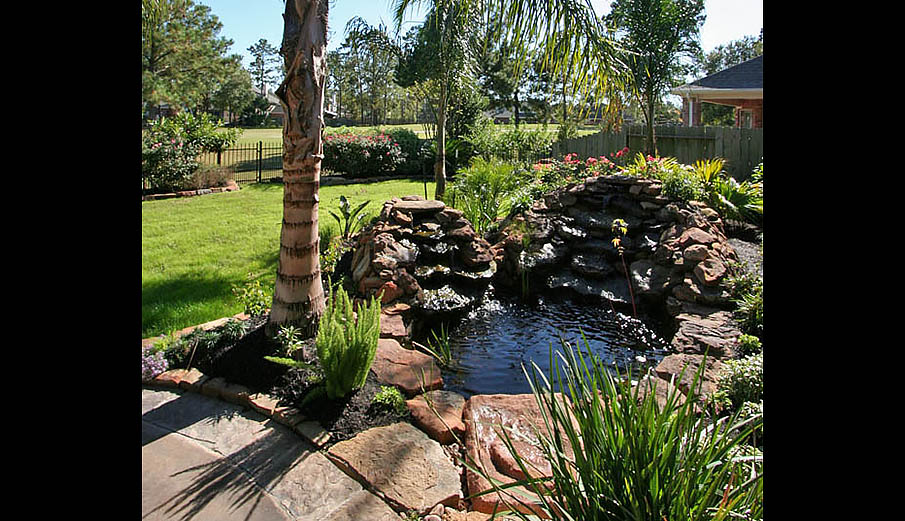 Water Features, Fountains, Waterscapes, Ponds, Waterfalls, Kingwood TX.